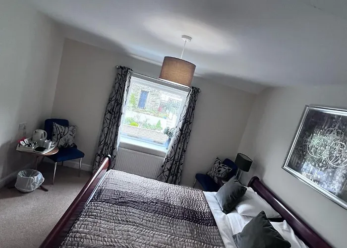 מלון Oyo Cocketts 3*